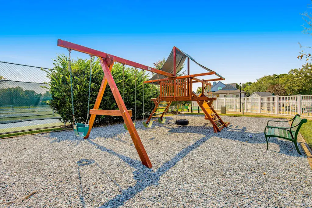 Salt Pond - 702 Fox Tail Dr