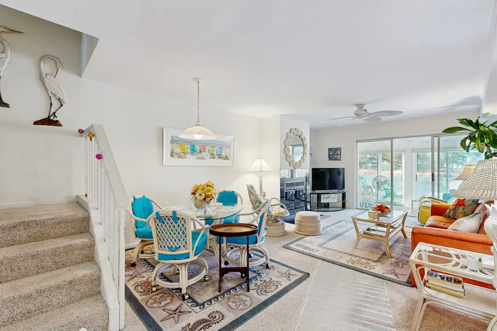 Mallard Lakes - 38082 Mockingbird Ln