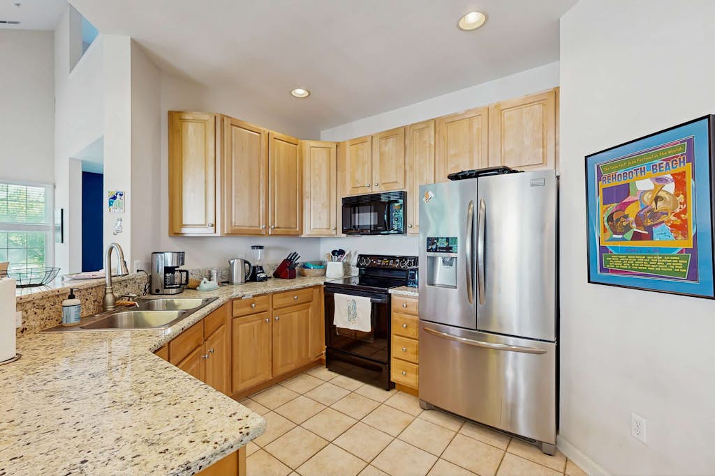 Bear Trap Dunes condo with pools, hot tub, WiFi, fitness center, golf on site