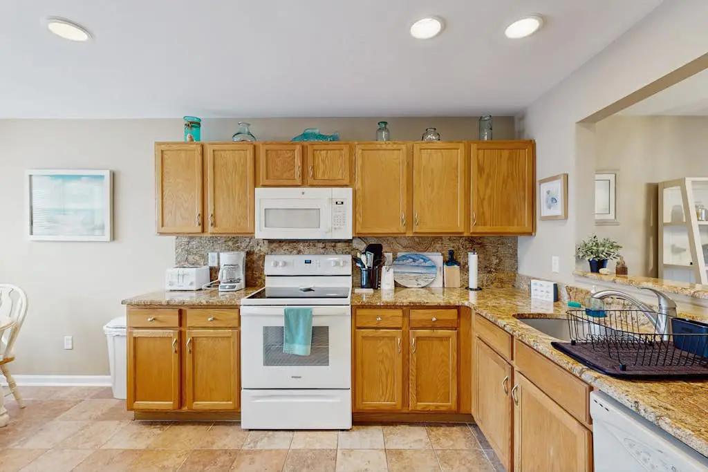 Bethany Bay - 30406 Anderson Dr #101