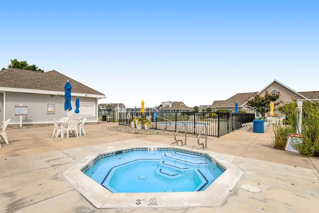 Bethany Bay - 30406 Anderson Dr #101