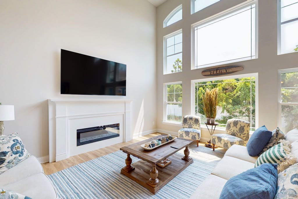 Town of Ocean View Bay Dreams home w/water views, bike to beach