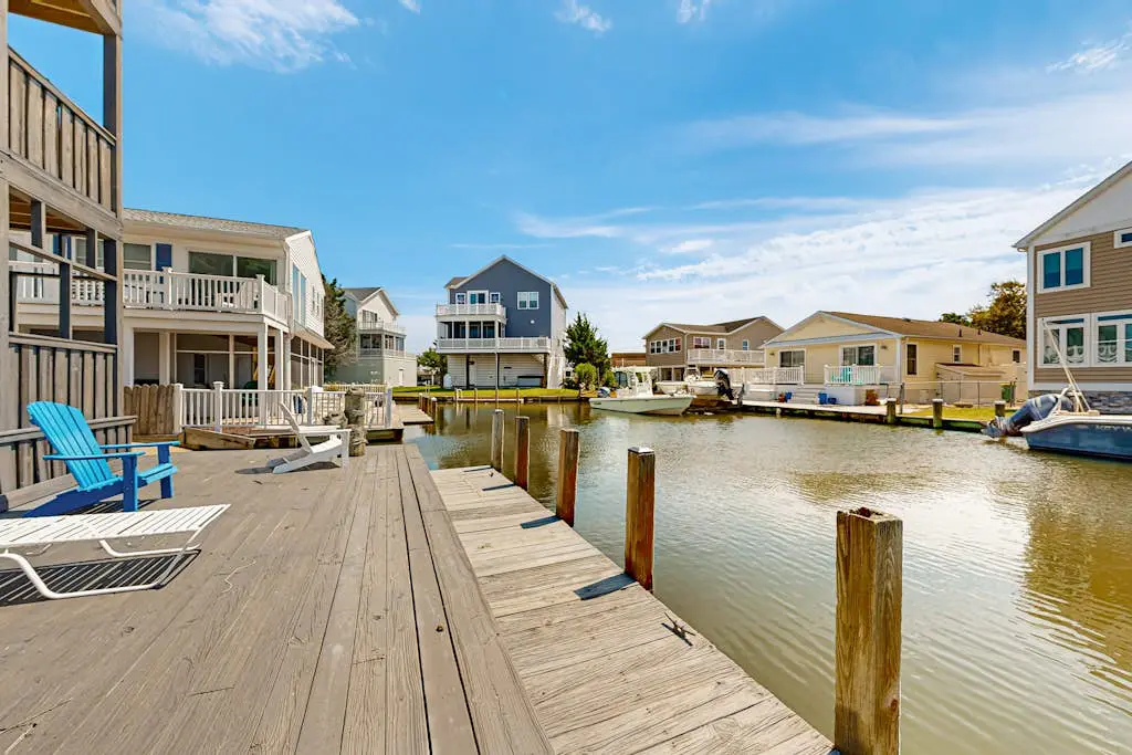 Edgewater Acres - A Shore Thing