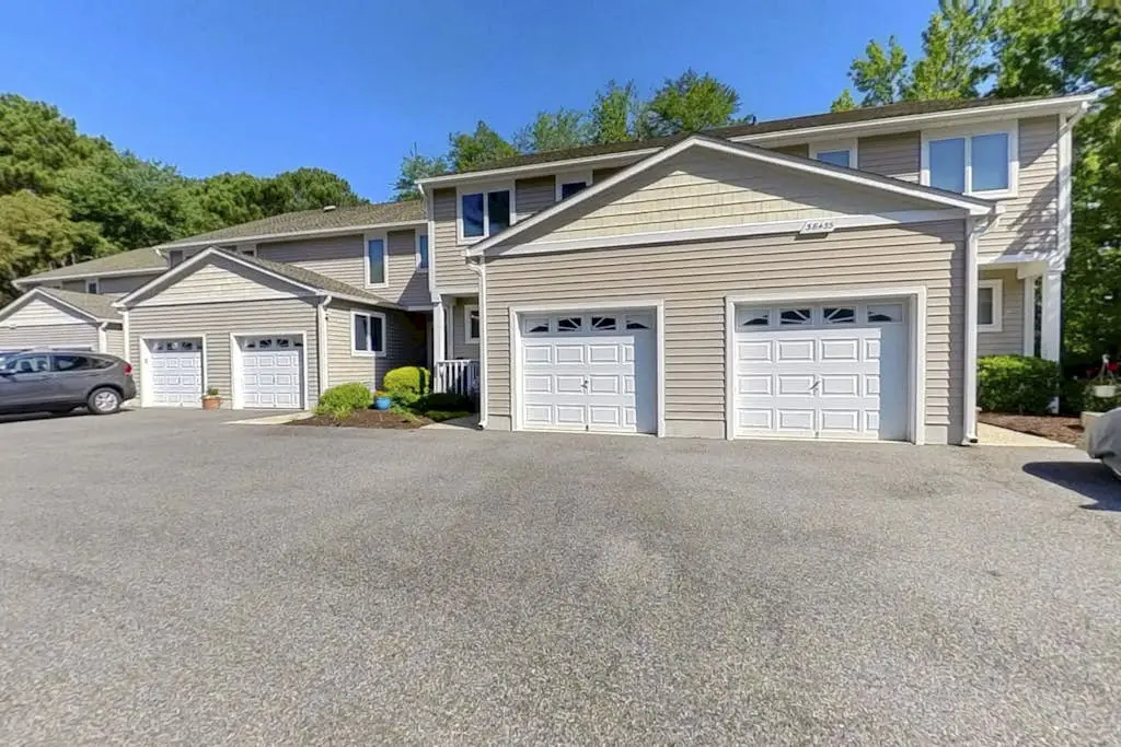 Salt Pond - 38435 Mainsail Dr #9