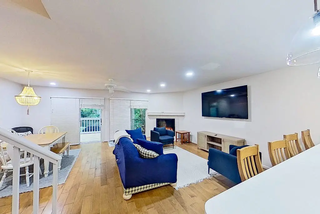 Salt Pond - 38435 Mainsail Dr #9