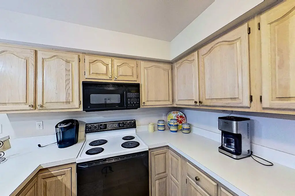 Salt Pond - 38435 Mainsail Dr #9