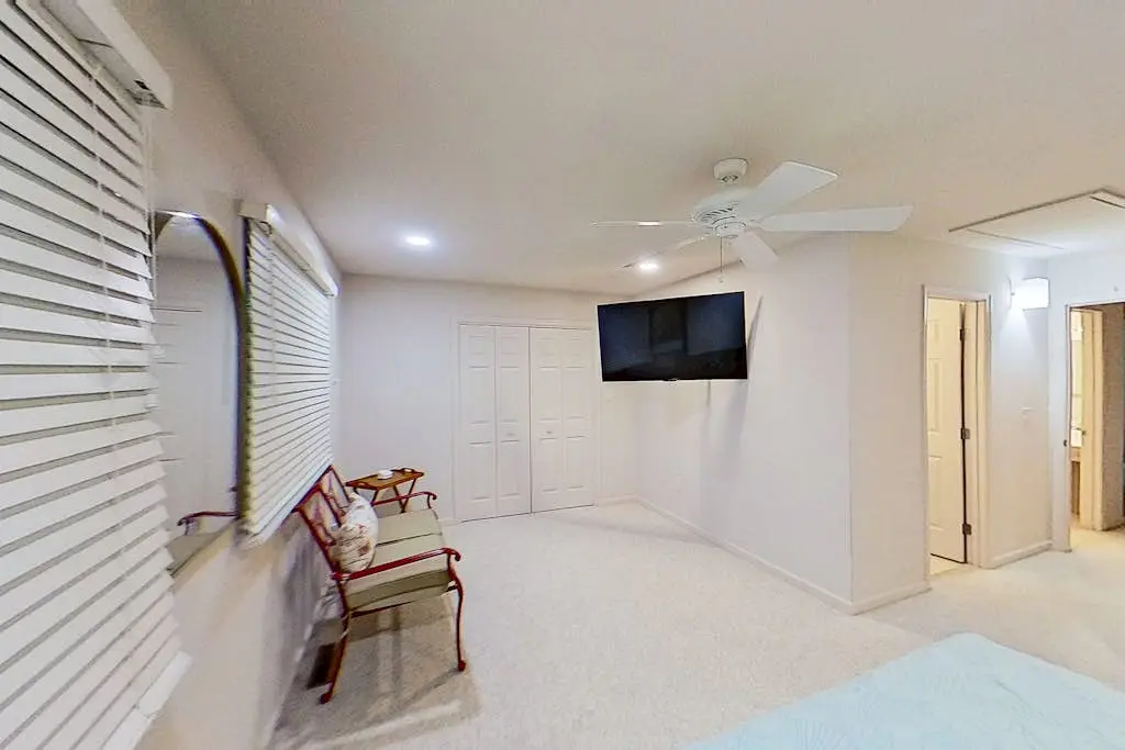 Salt Pond - 38435 Mainsail Dr #9