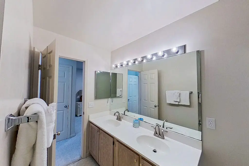 Salt Pond - 38435 Mainsail Dr #9