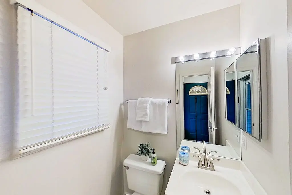 Salt Pond - 38435 Mainsail Dr #9