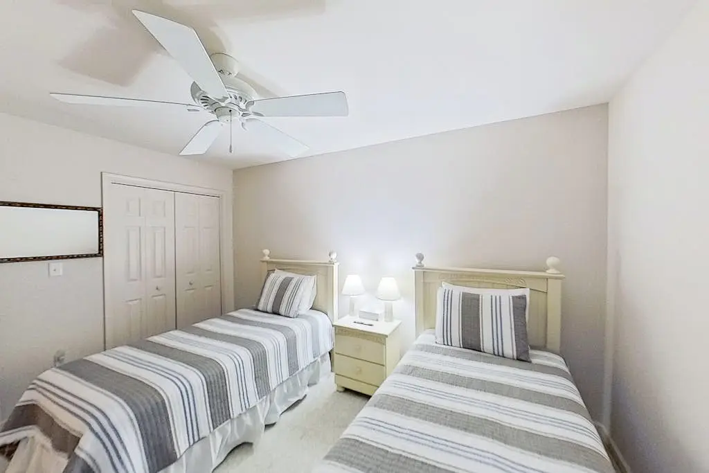Salt Pond - 38435 Mainsail Dr #9