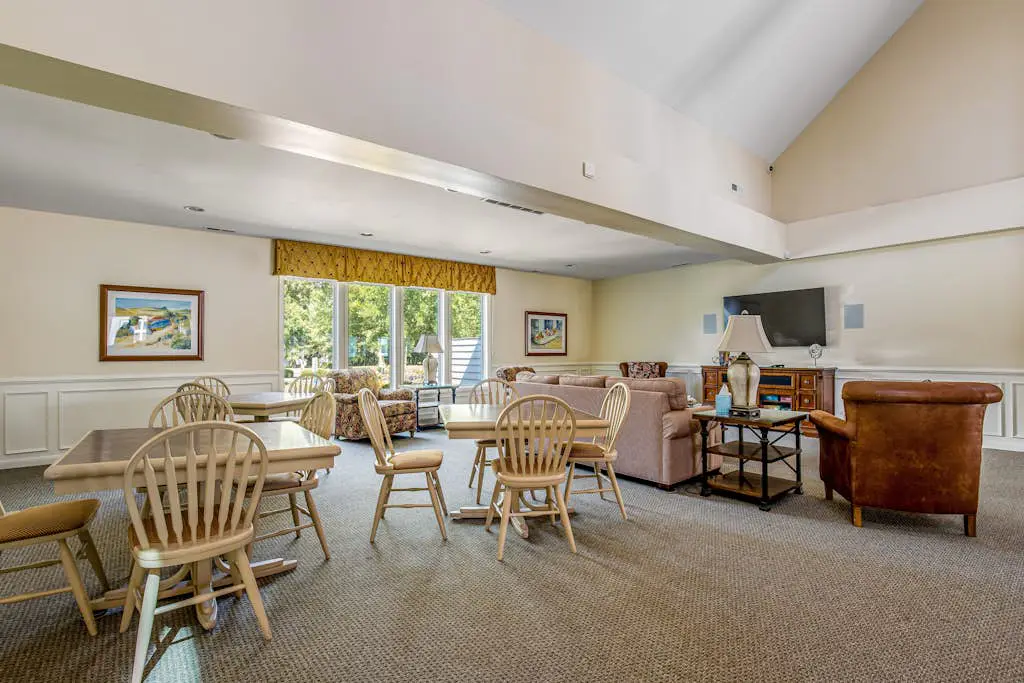 Salt Pond - 38435 Mainsail Dr #9