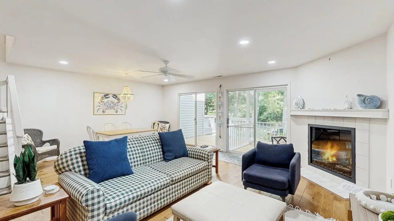 Salt Pond - 38435 Mainsail Dr #9
