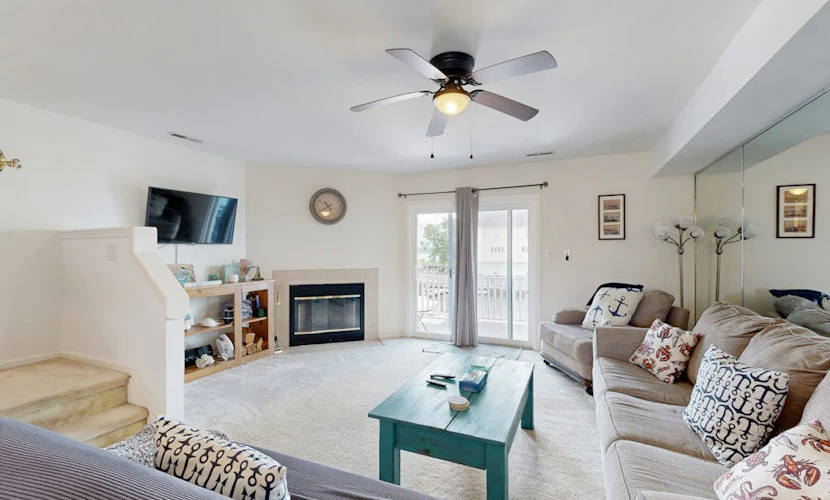 Bethany Marina dog friendly bayfront townhouse w/pool, balcony, grill
