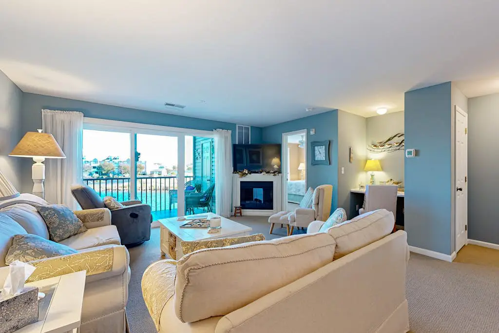 Bethany Bay - 37400 Pettinaro Dr Unit# 2003