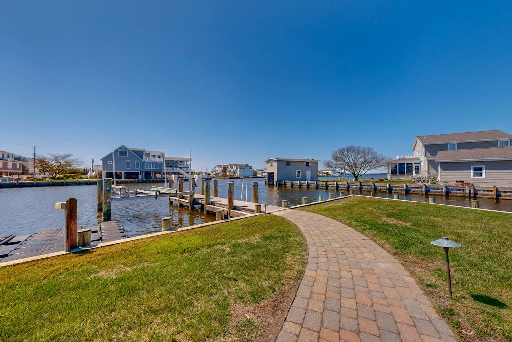 Town of Fenwick Island bay front house w/deck, patio, bay views, grill