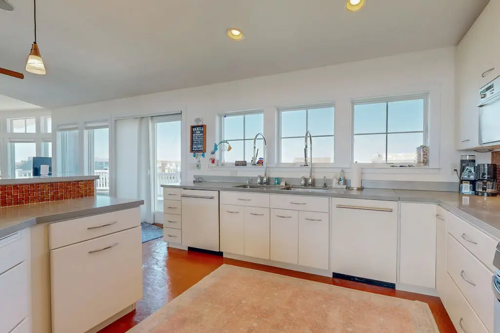 Town of Fenwick Island - 23 W Essex St