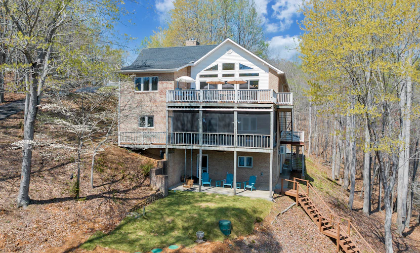 Heron's Cove - Pet friendly, Private Dock!