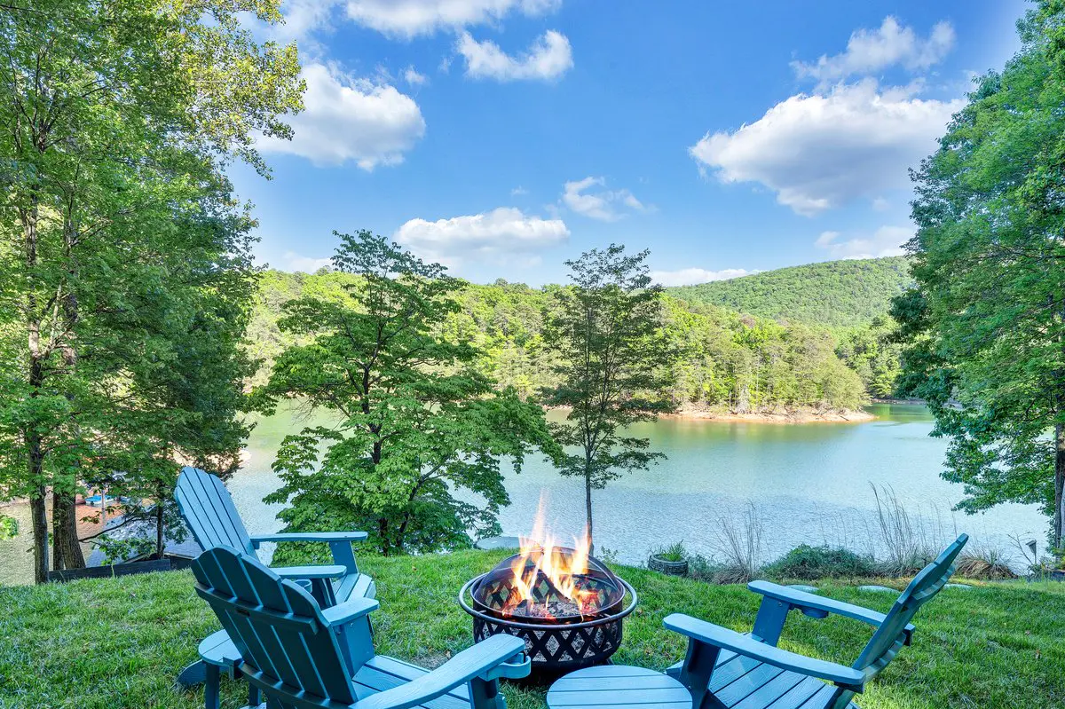 Heron's Cove