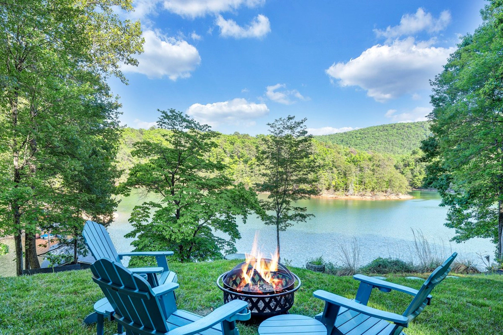 Heron's Cove