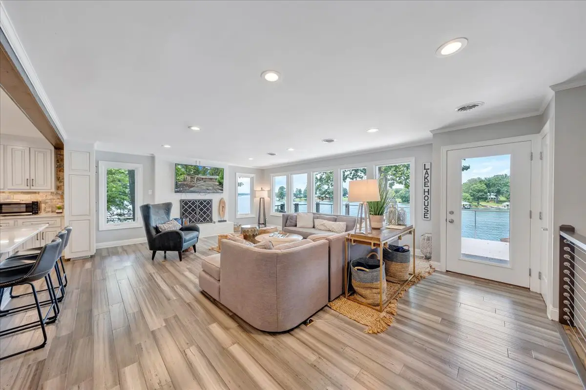 Cove Retreat