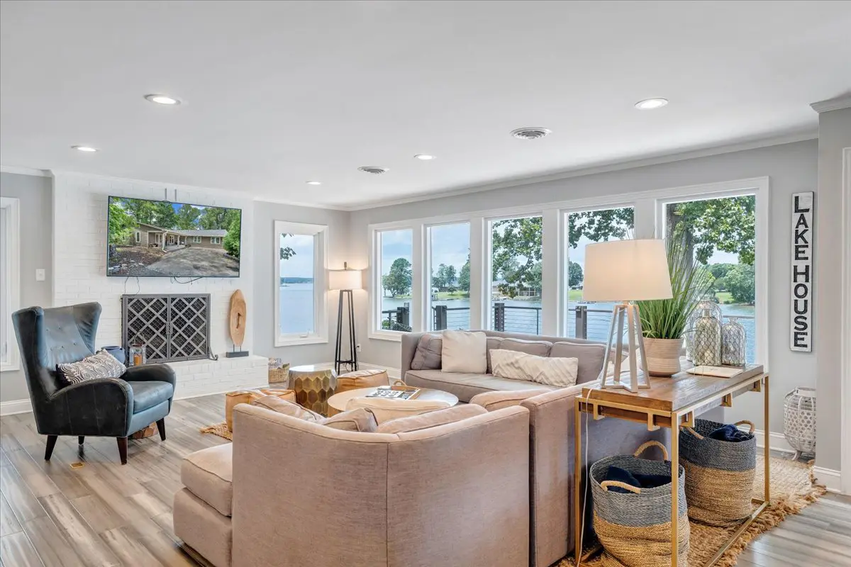 Cove Retreat