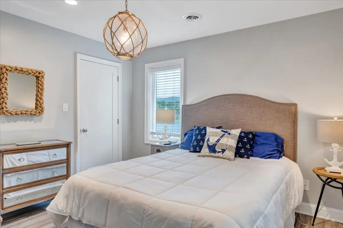 Cove Retreat