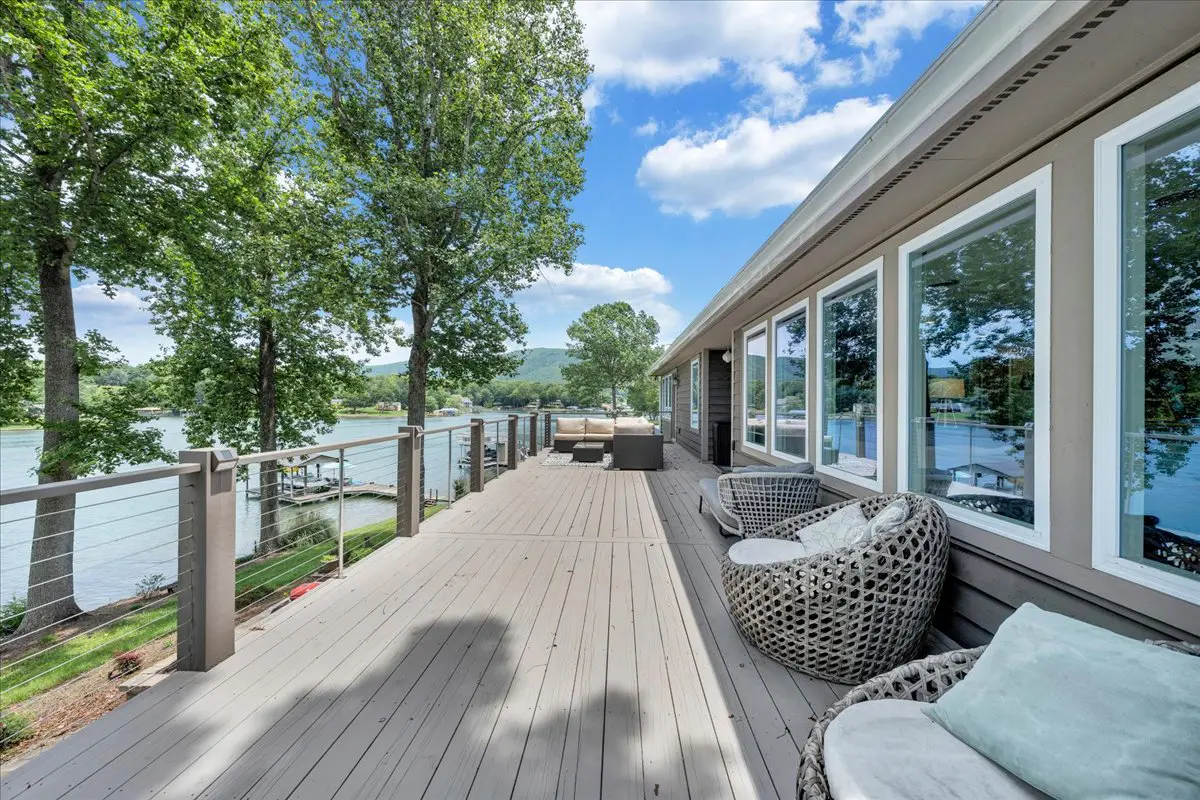 Cove Retreat