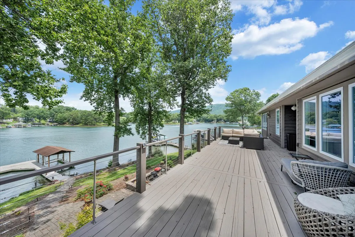 Cove Retreat