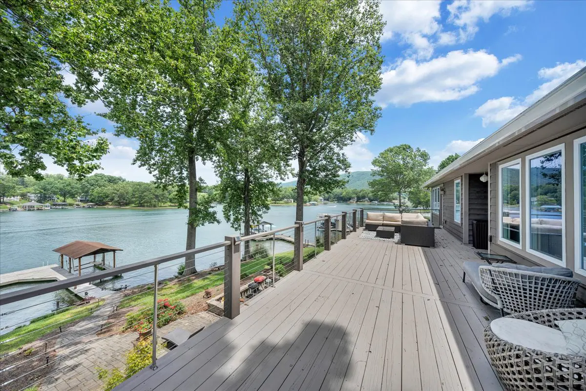 Cove Retreat