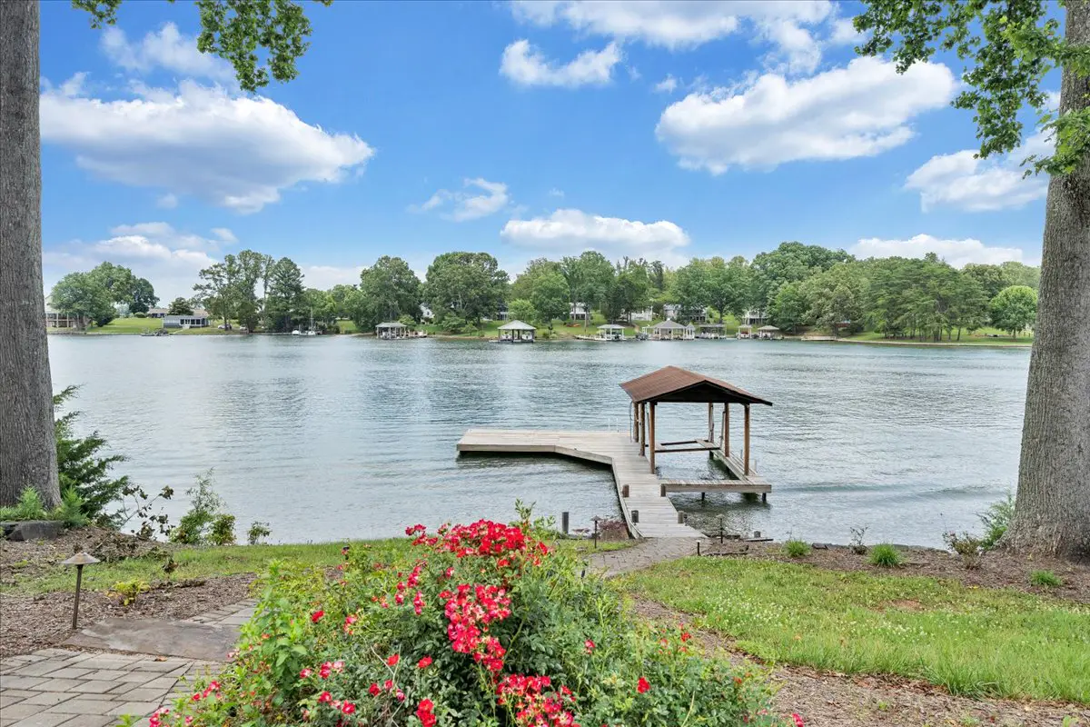 Cove Retreat