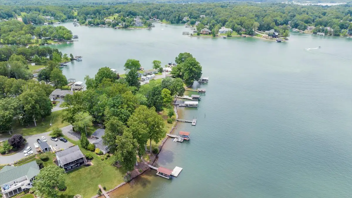 Cove Retreat