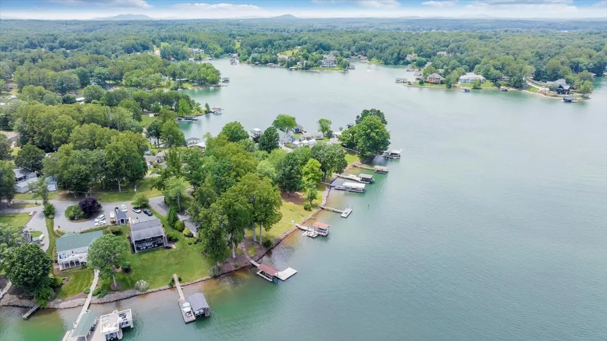 Cove Retreat