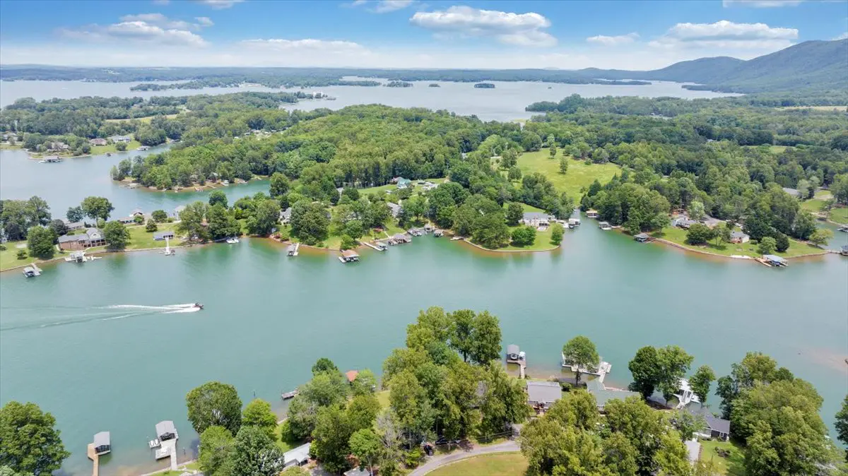 Cove Retreat
