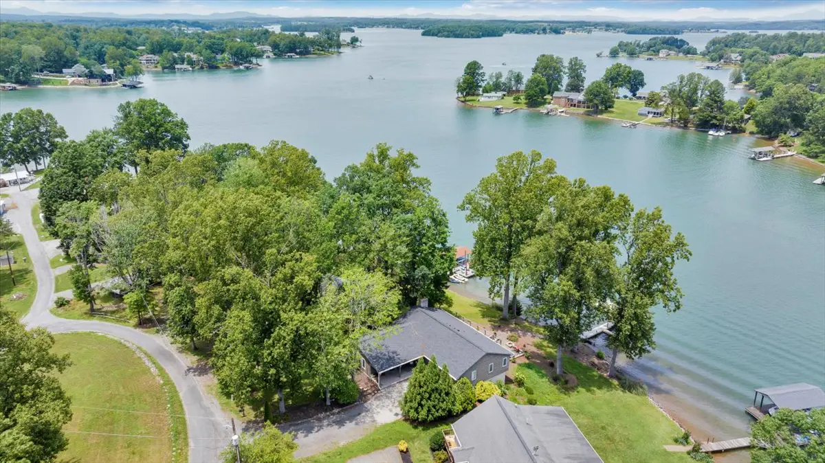 Cove Retreat