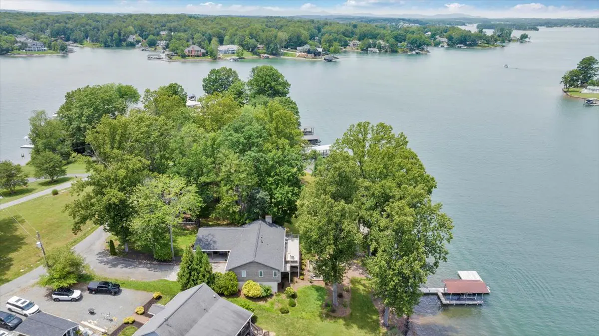Cove Retreat