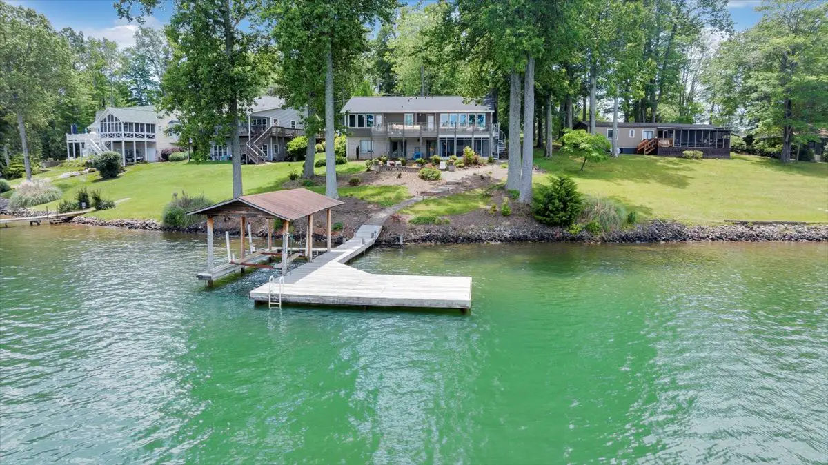Cove Retreat
