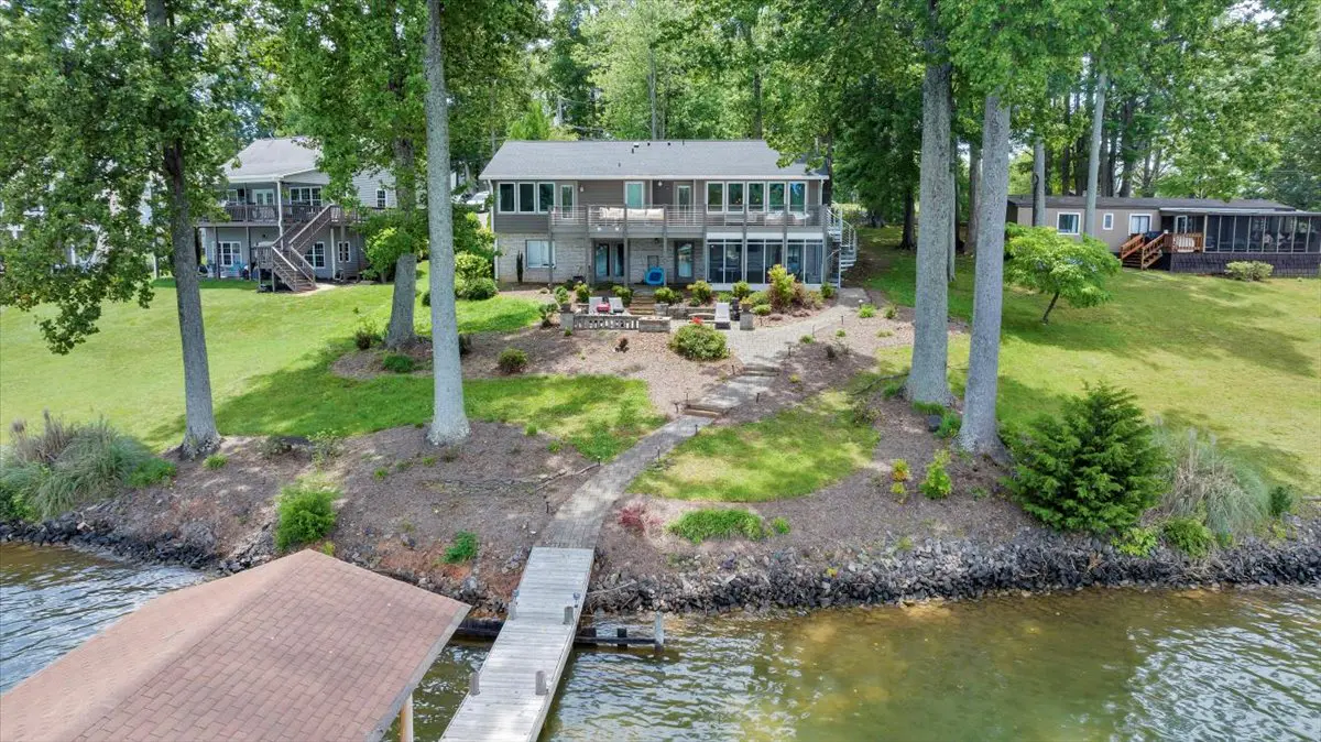 Cove Retreat