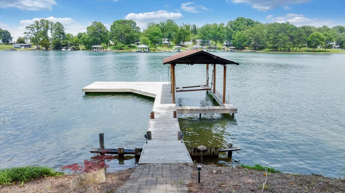 Cove Retreat