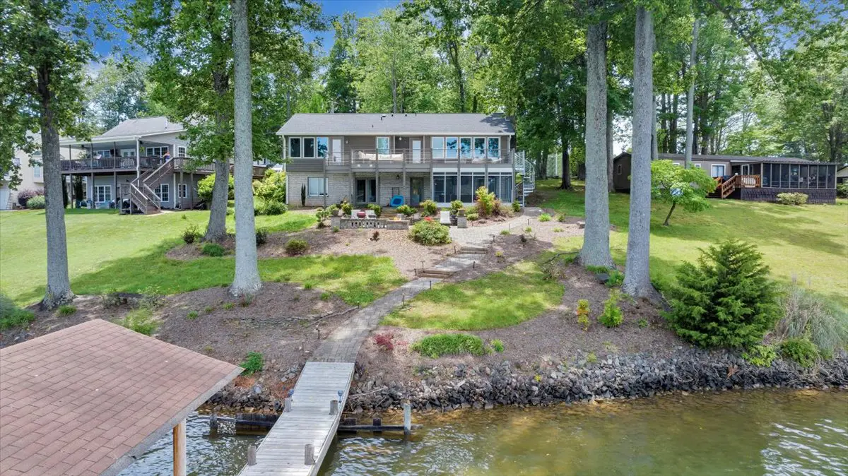Cove Retreat