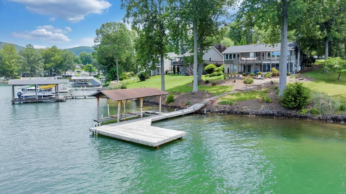 Cove Retreat