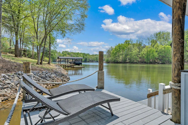 Ripple in Still Water - 5 bedroom with private dock!