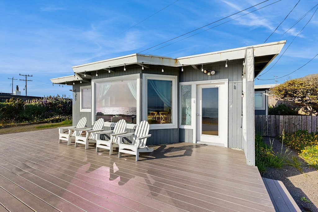 Oceanfront Dog-Friendly Cottage, Bodega Bay