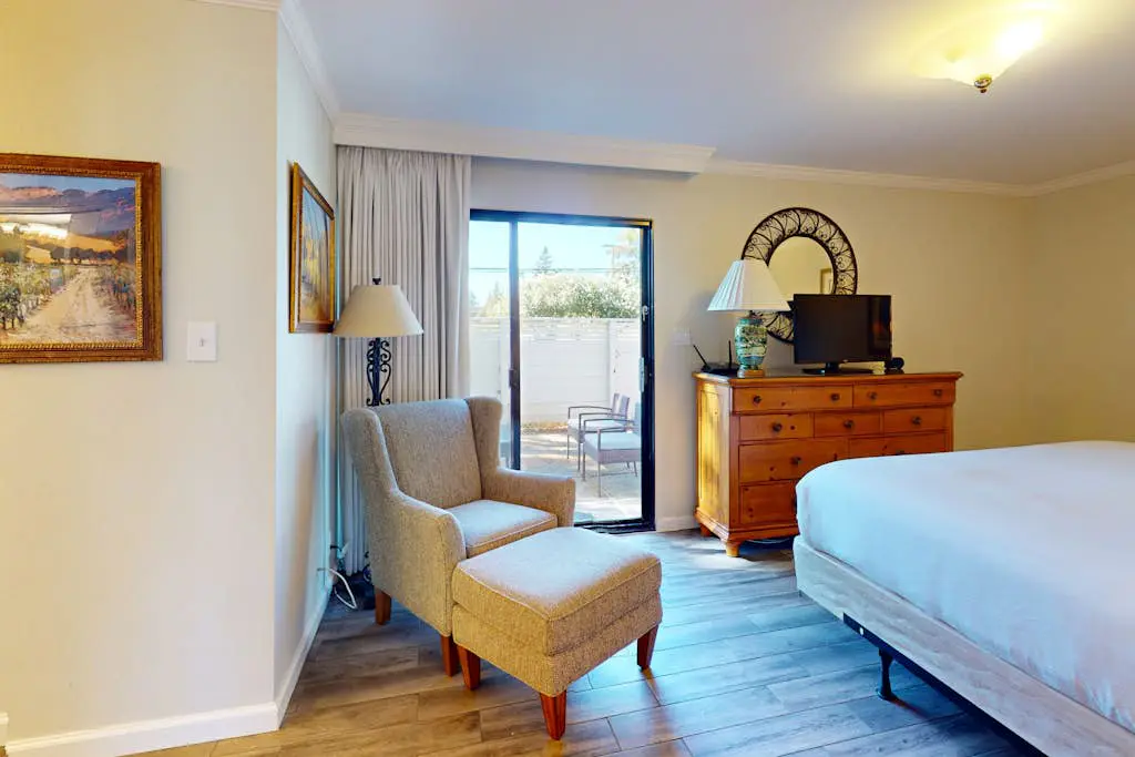 Napa Silverado Condo with Golf Course Views, Fireplace & Pool
