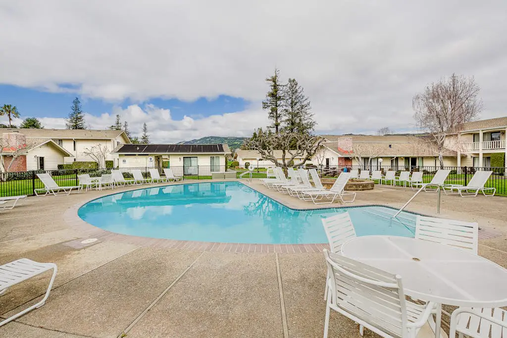 Napa Silverado Condo with Golf Course Views, Fireplace & Pool