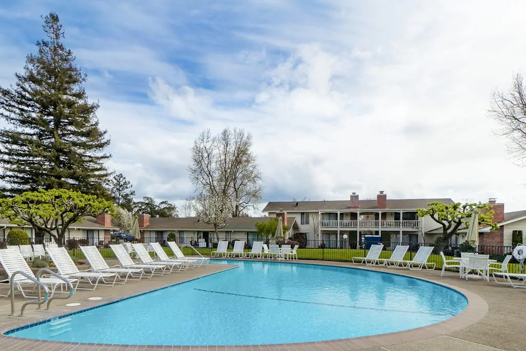 Silverado Resort and Spa 375 - Napa Silverado Upscale Studio Steps from Market with Pool Access