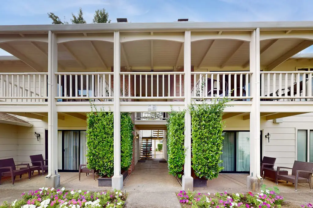 Napa Silverado Resort Studio near Pool with EV Charger