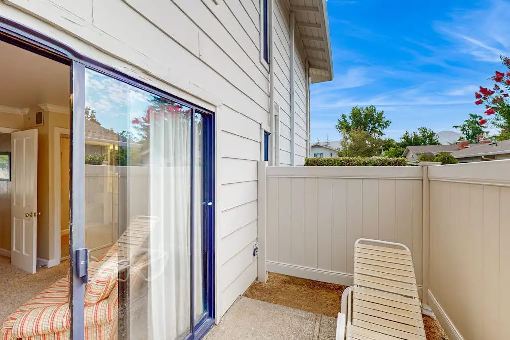 Napa Silverado Golf Course View Condo with Pool Access