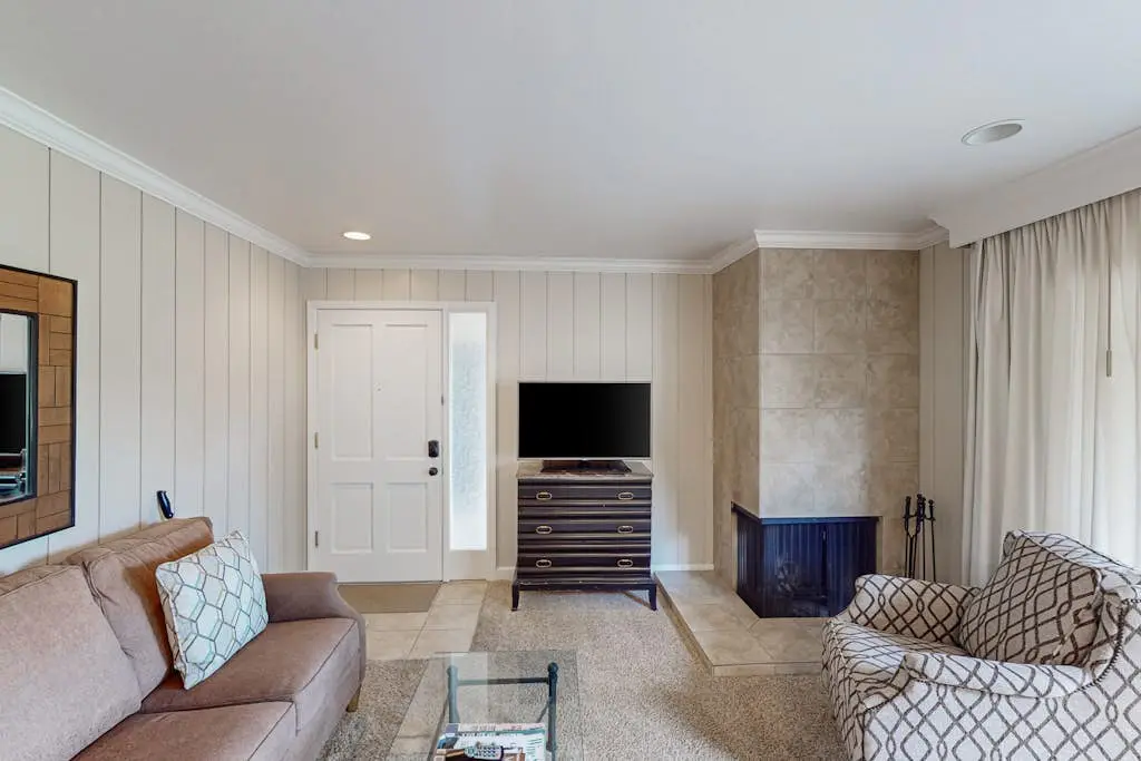 Napa Silverado Golf Course View Condo with Pool Access