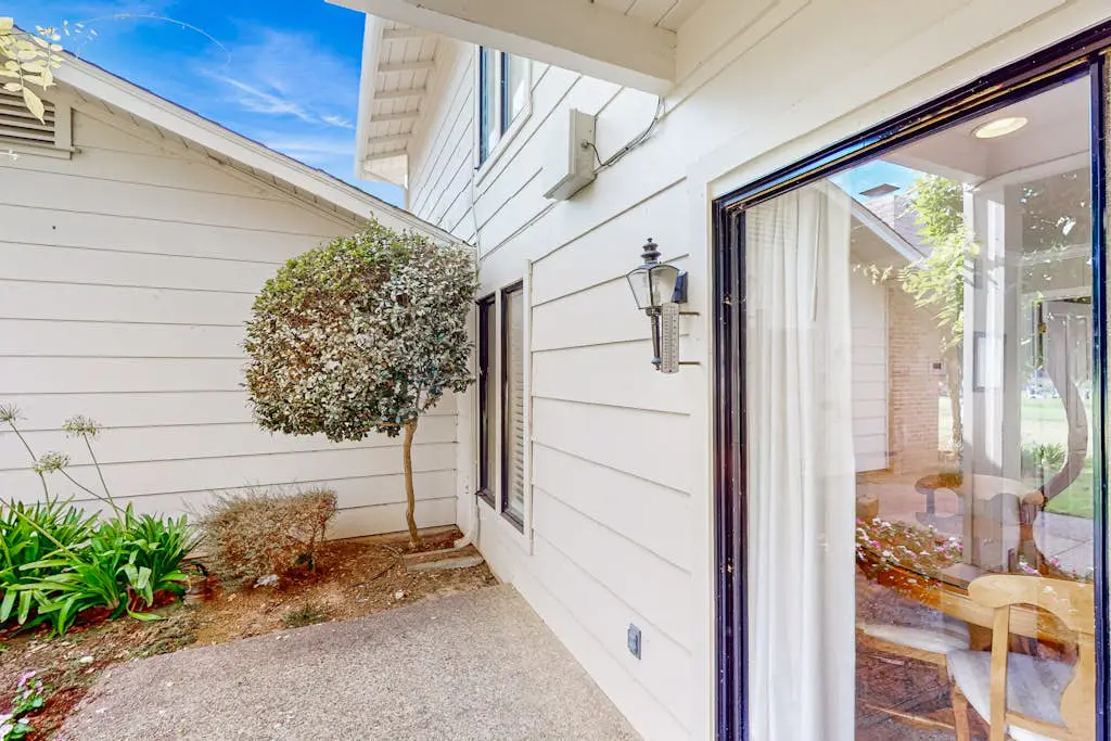 Napa Silverado Golf Course View Condo with Pool Access