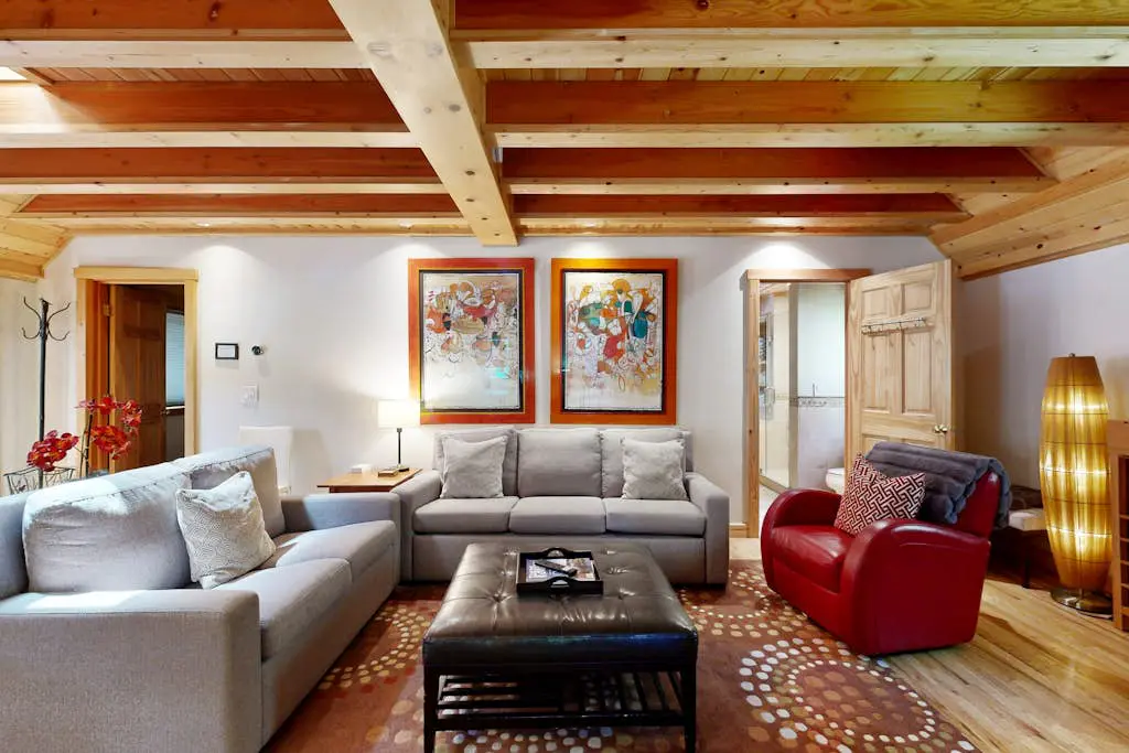Monte Rio Dream - Dog-Friendly Redwood Cabin with Hot Tub and Deck
